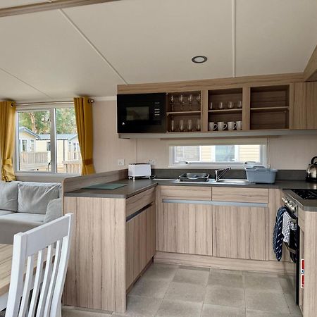The Trout Van - Beautiful, Luxury Static Caravan Aberlour Eksteriør billede